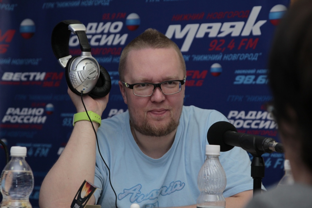 Прямой эфир на радиостанции Маяк в шоу Сергея Стиллавина